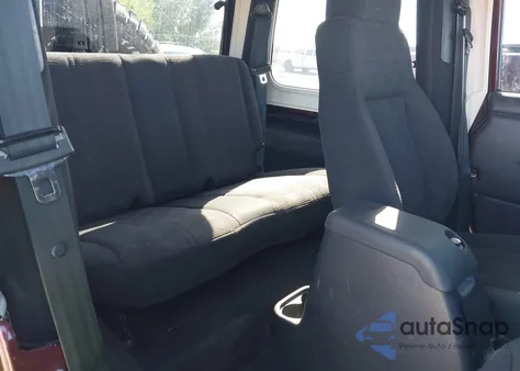 2004 Jeep Wrangler Rubicon from USA, damaged, VIN 1J4FA69S84P718921